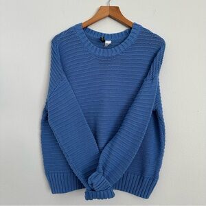 H&M Divided Vibrant Blue Textured Knit Crewneck Sweater, Size Medium